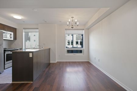 For Lease - 7 Applewood Lane Unit# 223, Toronto, Ontario - Photo 3