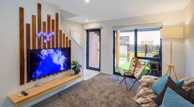 Modern 2-Bedroom Townhouse - Photo 1