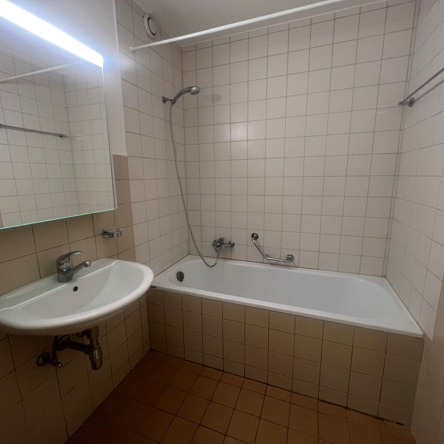 4 ½ PIÈCES RENOVE - Avec balcon ! - Photo 1