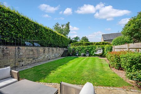 3 bedroom semi-detached house to rent - Photo 4