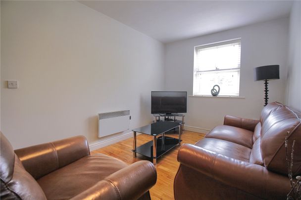 2 bed apartment to rent in Yarm Road, Eaglescliffe, TS16 - Photo 1