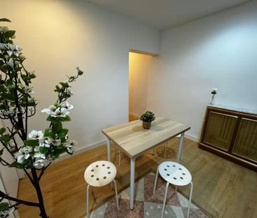 Avenida de la Verbena de la Paloma, Madrid, Community of Madrid 28041 - Photo 1