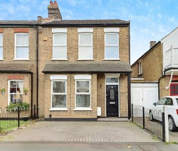 3 bedroom semi-detached house to rent - Photo 1