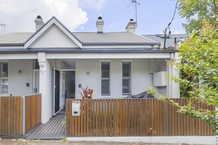 A transformed classic semi and stylish contemporary home - Photo 4