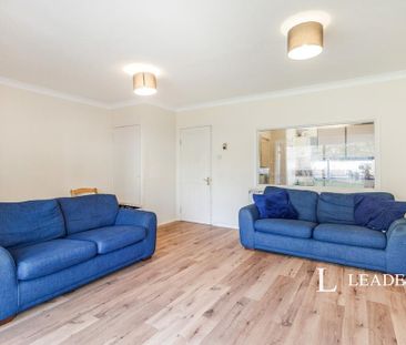 4 bedroom detached house to rent - Photo 3
