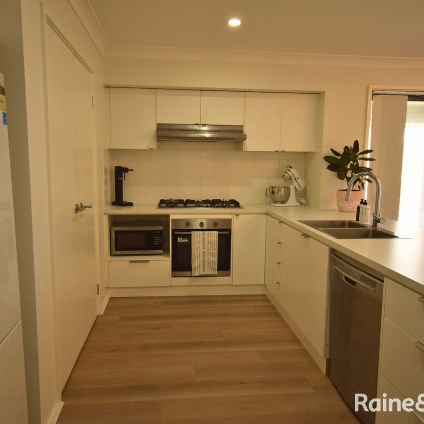 Spacious Family Home in Worrigee - Photo 1