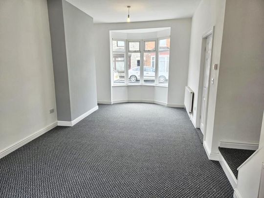 3 bedroom terraced house to rent - Photo 1