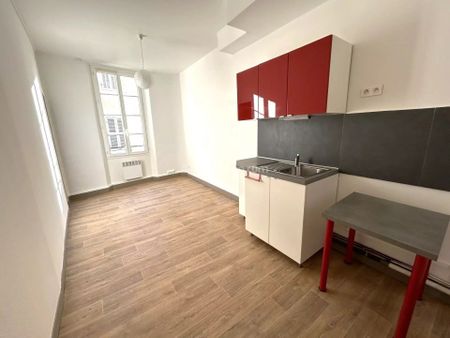 Location Appartement 2 pièces 25 m2 à Aubagne - Photo 3