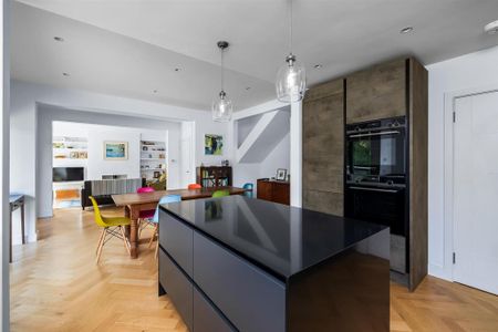 3 bedroom detached house to rent - Photo 5
