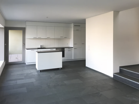 Moderne 4-Zimmer-Duplexwohnung stadtnah im Grünen - Foto 2