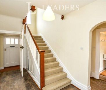 5 bedroom detached house to rent - Photo 3