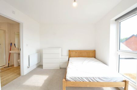 Clover Way, Stoke Gifford - Photo 2