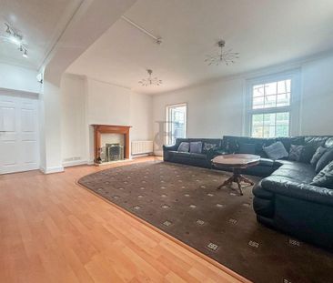7 bedroom detached house to rent - Photo 2