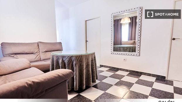 seville, Andalusia 41013 - Foto 1