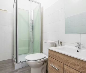 Gran Via Marquès del Túria Gran Via, Valencia, Valencian Community ... - Photo 5