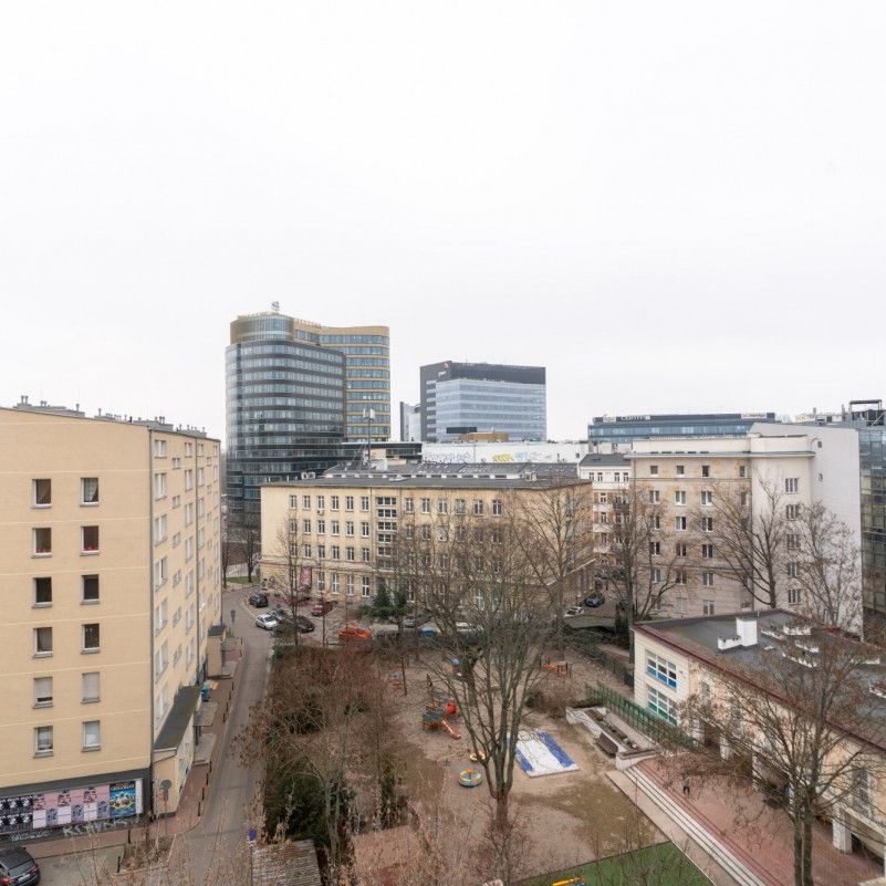 Małe mieszkanie przy stacji Metro Politechnika - Photo 1