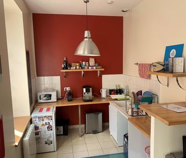 Location Appartement 3 pièces VILLEFRANCHE SUR SAONE 69400 - Photo 2