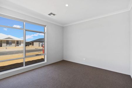 39 Kalbarri Way, Dawesville. - Photo 5