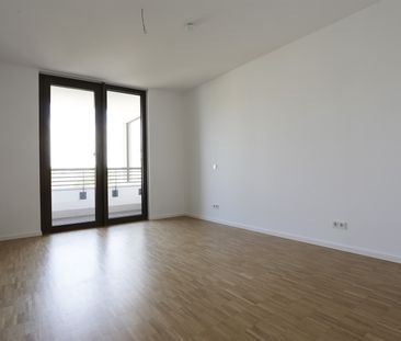 Moderne 2-Zimmer-Wohnung mit Loggia nahe Alexanderplatz - Foto 3