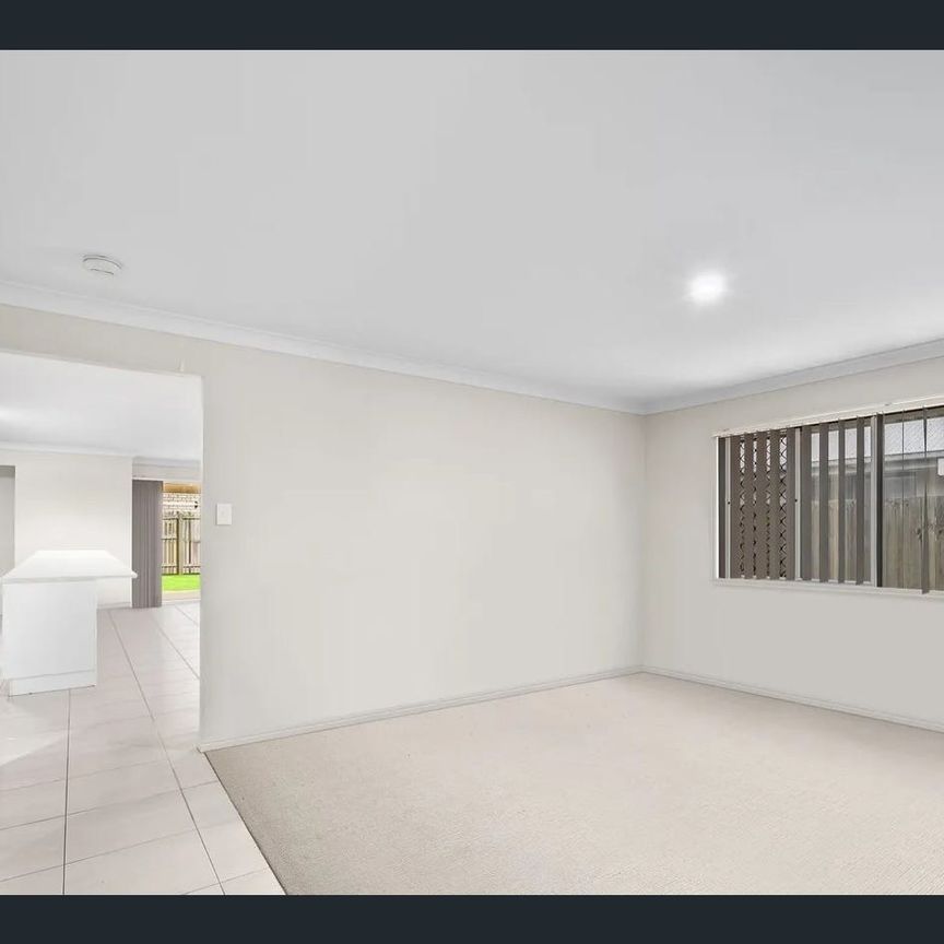 For Rent: Quaint 4-Bedroom Home in Walloon, QLD! - Photo 1