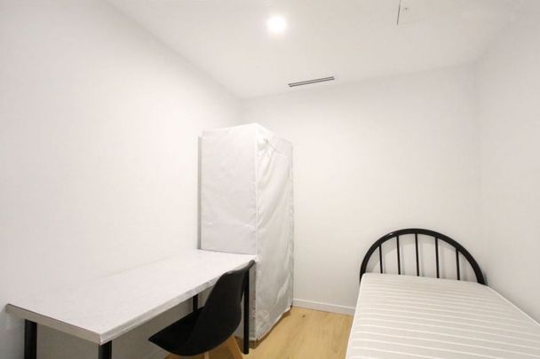 SPACIOUS ONE BEDROOM APARTMENT AT THE DUO BUILDING - Photo 1