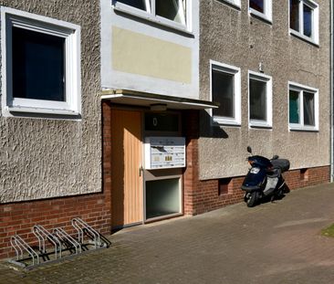 Laagberg, 3 Zimmer-Wohnung sucht Sie als Nachmieter // 3.OG , Links - Photo 1