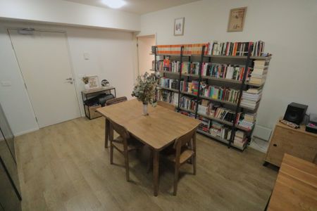 A Parkville Apartment to Remember - Photo 5