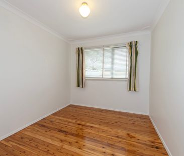 Bright and Spacious Family Home - Photo 1