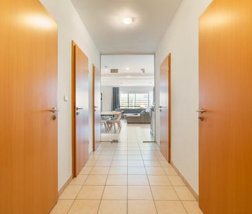 Gelijkvloers appartement met 2 slaapkamers en terras - Foto 2