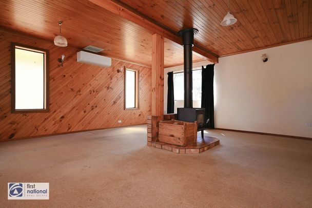 9 Mosely Street, Stirling North - Photo 1