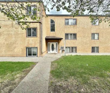 Newly Painted 2 Bedroom 1 Bathroom Condo*Parking Included*Laundry I... - Photo 1
