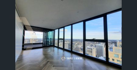 Nearly new & Pool Gym included & Amazing View& Super convenient location - Photo 3