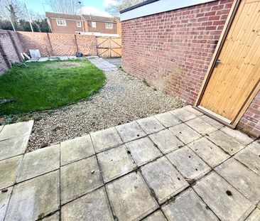 OBAN WAY, HEREFORD - Photo 6