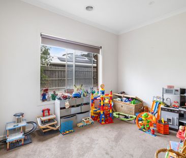 Modern 3 bedroom home - Photo 5