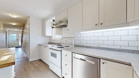 For Lease - 1210 Victoria Park Avenue, Toronto, Ontario - Photo 5