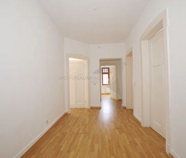 Romantische 3-Raum-Altbauwohnung mit Einbauküche - Photo 5