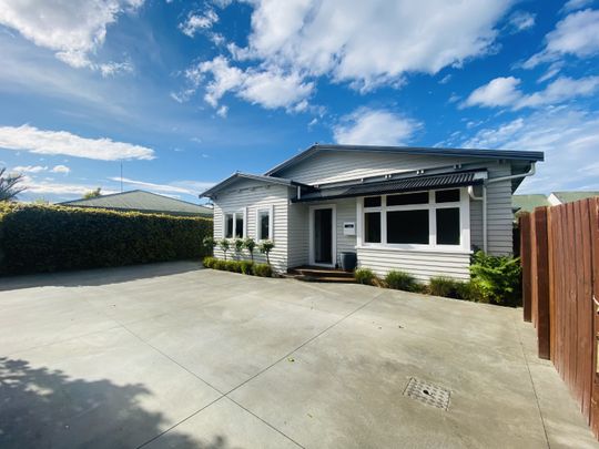 Georges Drive, Napier South - Photo 1