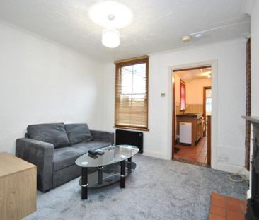 1 bedroom maisonette to rent - Photo 2