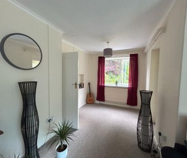 Green Lane, Raymonds Hill, Axminster - Photo 1