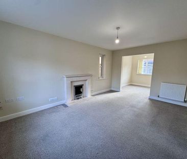 4 bedroom detached house to rent - Photo 1