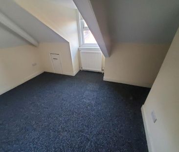 3 bedroom maisonette to rent - Photo 1