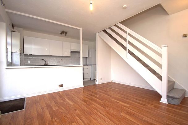 1 bed Terraced for rent - Photo 1