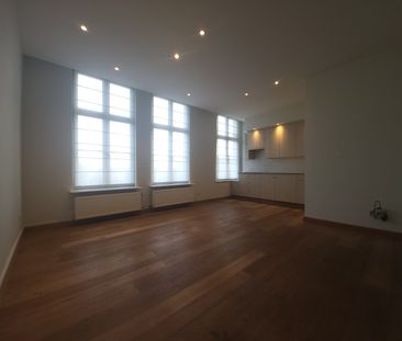 Gezellig éénslaapkamer appartement in herenwoning met zicht op water - Foto 2