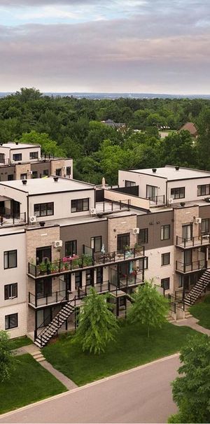 2 Bed 1 Bath - 8 Rue Arthur-Graveline, Gatineau - Photo 1