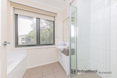 1/5 Folkestone Road, 3150, Glen Waverley Vic - Photo 3