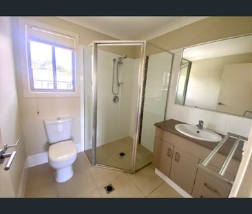 Modern 4-Bedroom Home in Prime Coomera Location - Photo 1