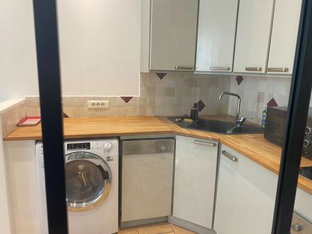 AVIGNON-INTRA-MUROS- APPARTEMENT MEUBLÉ, - Photo 3