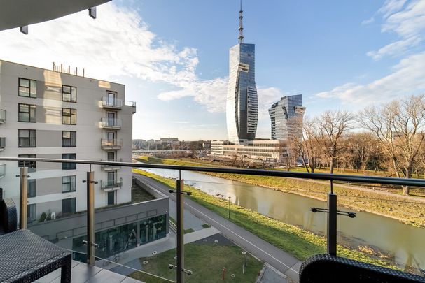 Bulwary Rzeszowskie, balkon, miejsce postojowe. - Photo 1