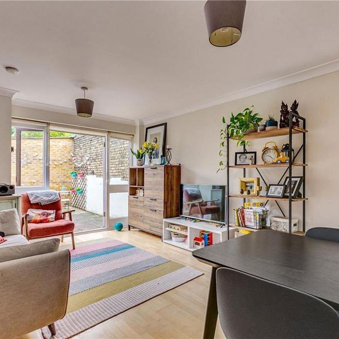 2 bedroom house to rent - Photo 1