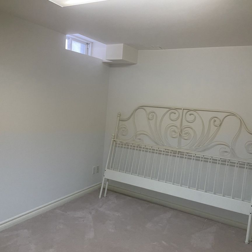 For Lease - 80 Futura Avenue, Richmond Hill, Ontario - Photo 1